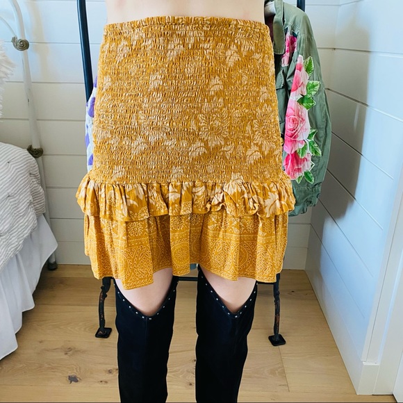 ♥️ Spell ♥️ Lioness Ruched Skirt - Picture 3 of 7